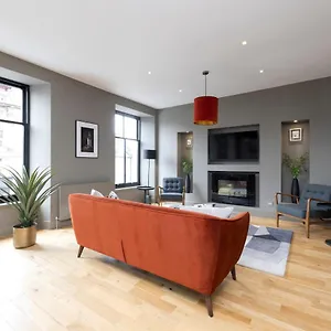 Joivy Stylish 2-bed Flat In New Town Edinburgh